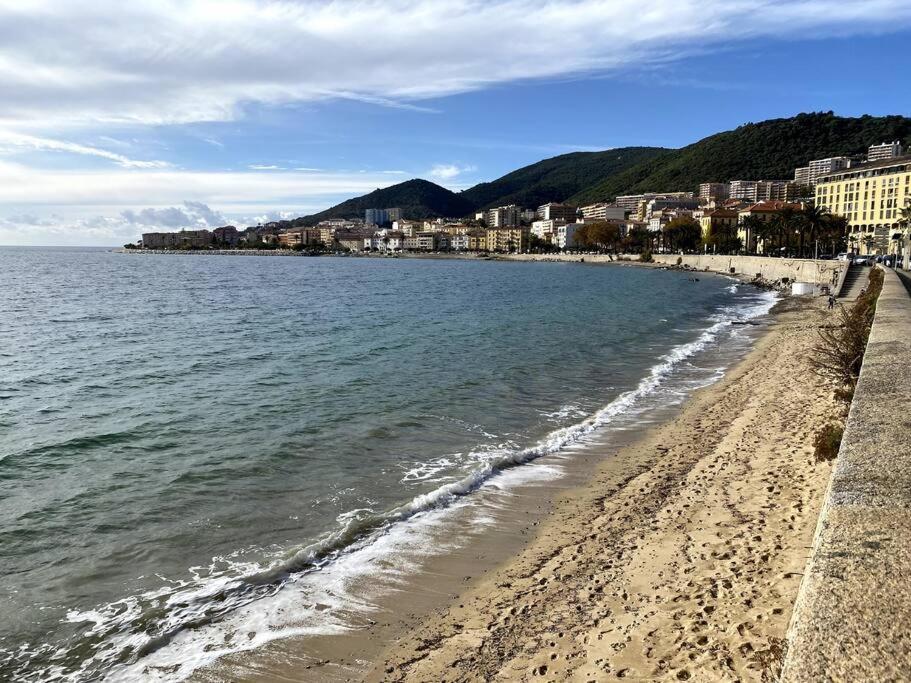 Studio Genovese * Ajaccio (Corsica)